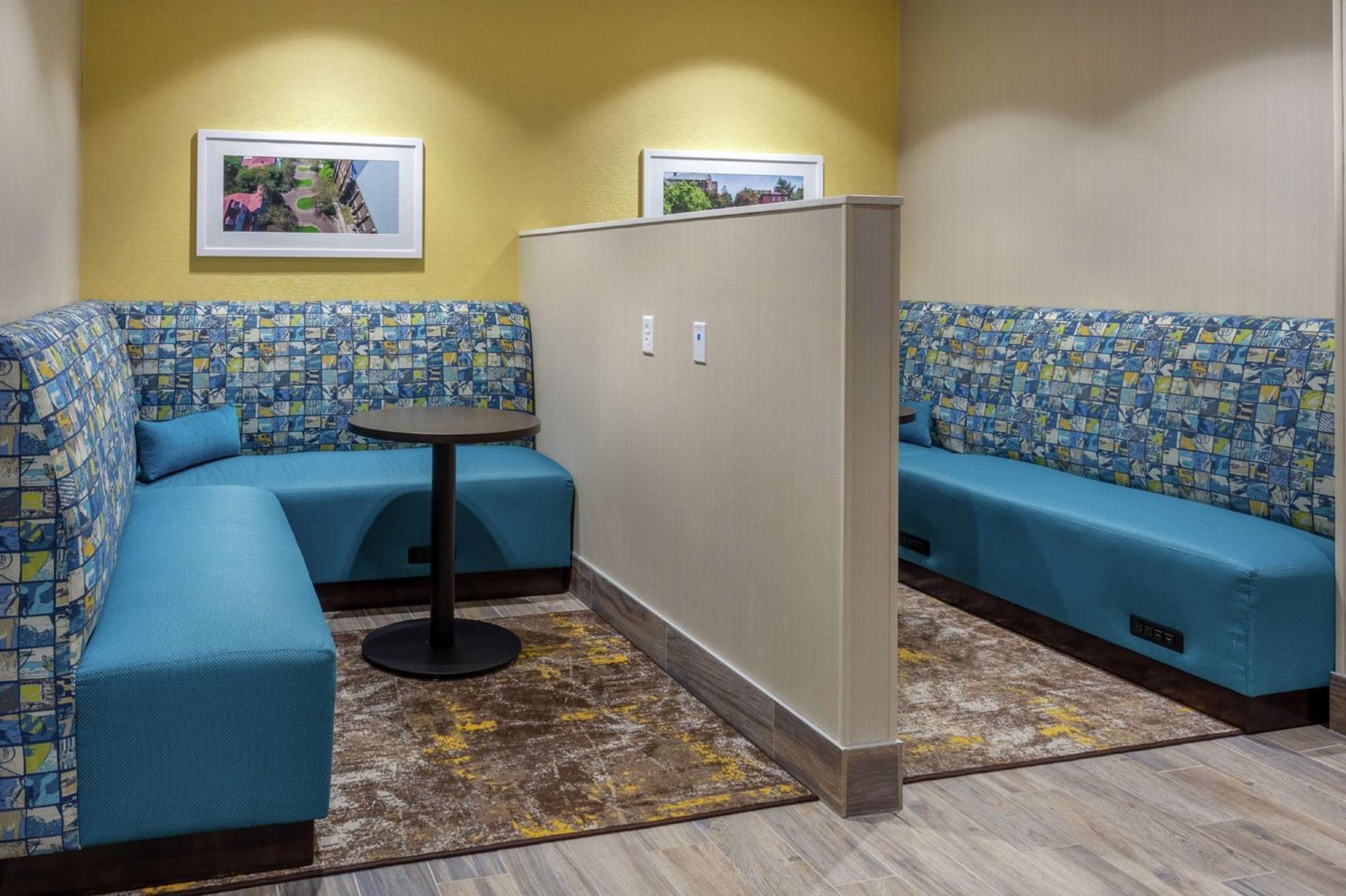 Hampton Inn & Suites Burlington Extérieur photo
