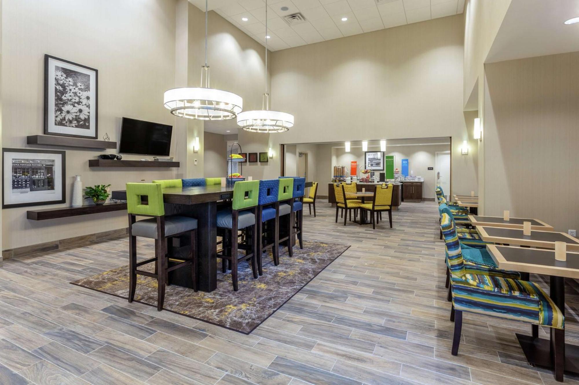 Hampton Inn & Suites Burlington Extérieur photo